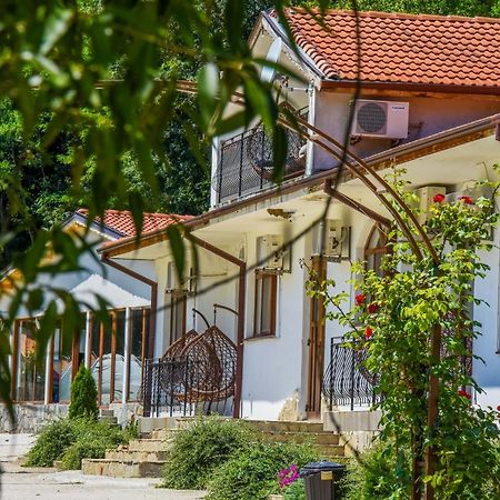 Готель Eco Complex Izvori Варна Екстер'єр фото