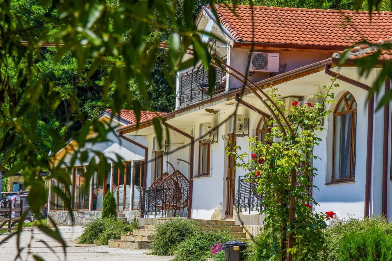 Готель Eco Complex Izvori Варна Екстер'єр фото